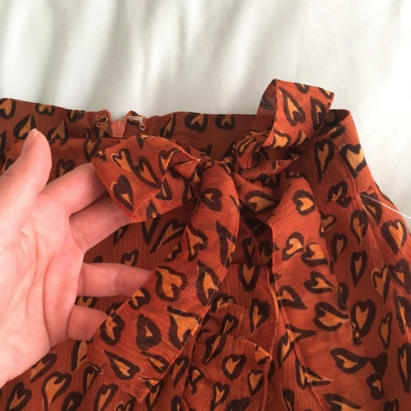 Urban Outfitters pleated heart skirt - Picture 3 of 6